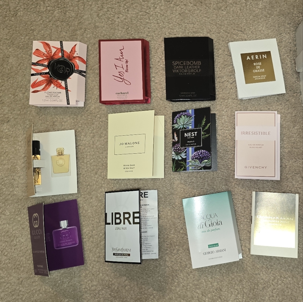 Assorted Perfume Sample Set